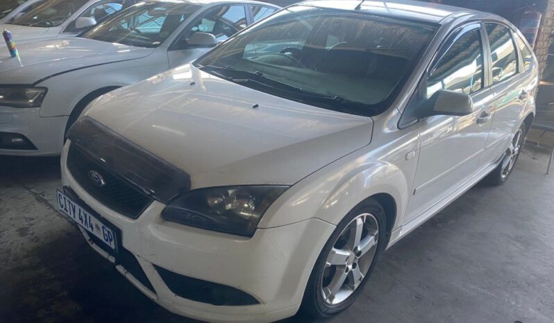 
								2006 FORD FOCUS full									