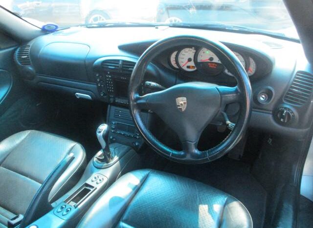 
								2004 PORSCHE CARRERA TURBO full									