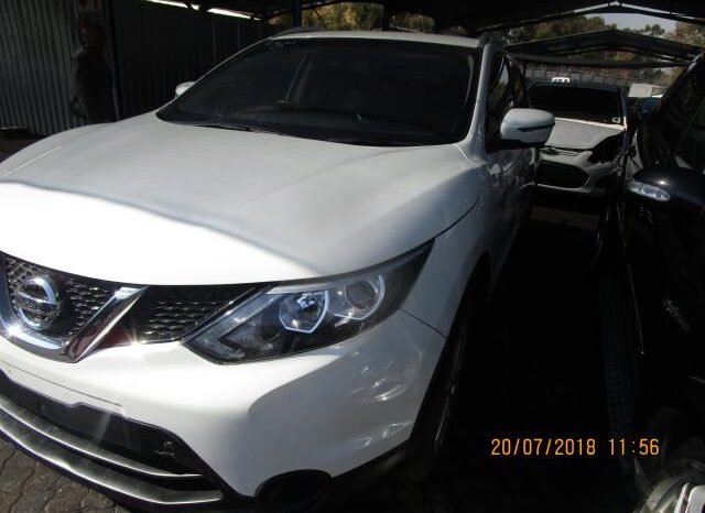 
								2015 NISSAN QASHQAI full									