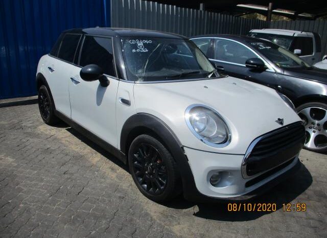 
								2018 MINI COOPER 5DR A/T (X552) full									