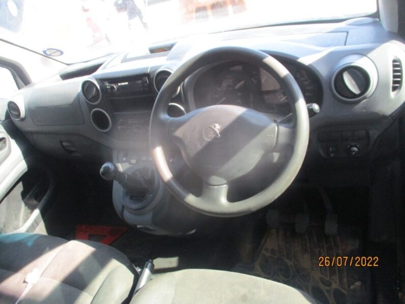 
								2017 PEUGEOT PARTNER 1.6 HDi full									