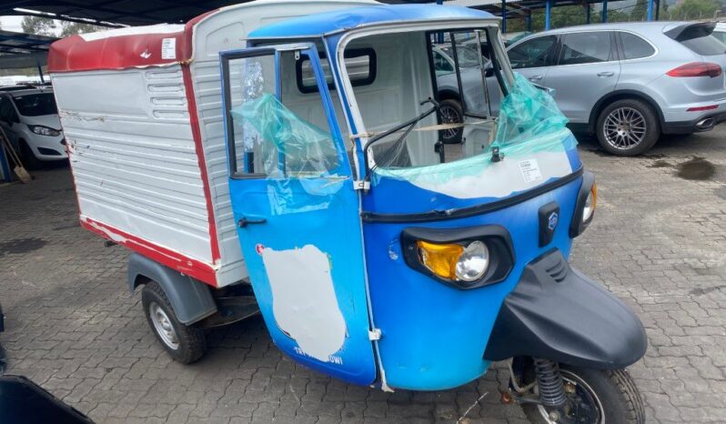 
								2021 UNIVERSAL PIAGGIO full									