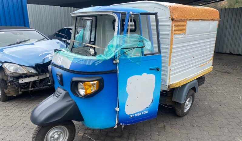 
								2021 UNIVERSAL PIAGGIO full									