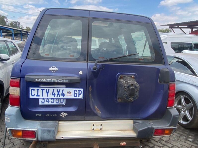 
								1998 NISSAN PATROL 4.5GL full									