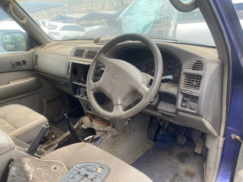 
								1998 NISSAN PATROL 4.5GL full									