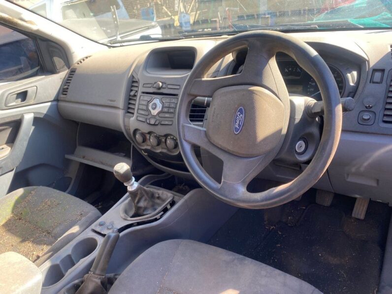 
								2015 FORD RANGER 2.2 TDCi XL full									