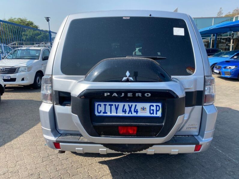 
								2016 MITSUBISHI PAJERO full									