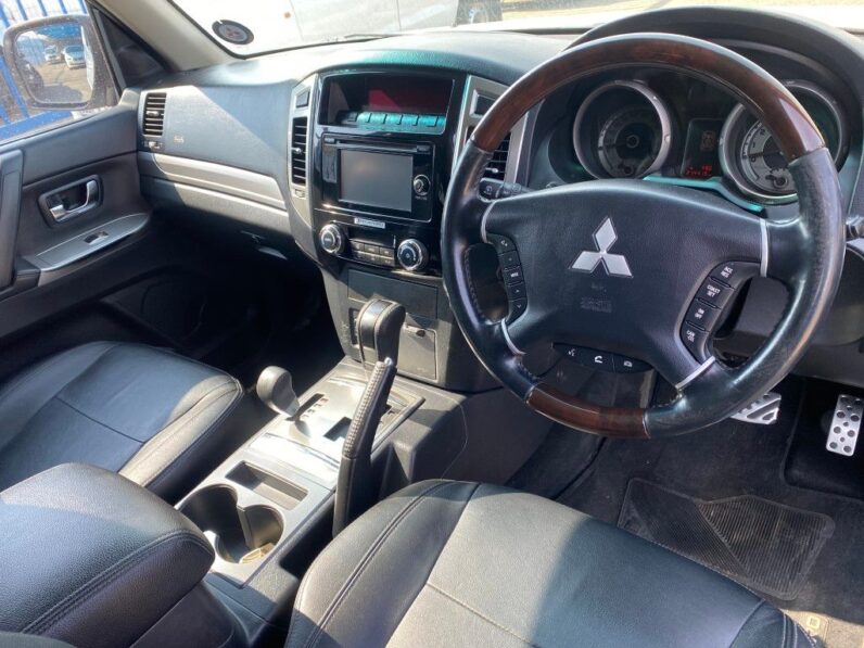 
								2016 MITSUBISHI PAJERO full									