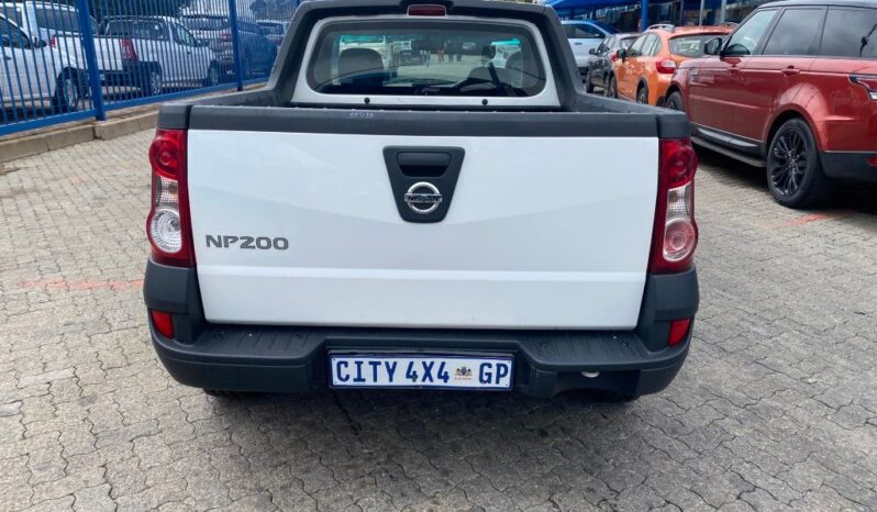 
								2023 NISSAN NP200 1.6 full									
