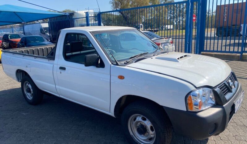 
								2020 NISSAN HARDBODY NP300 2.5TD full									