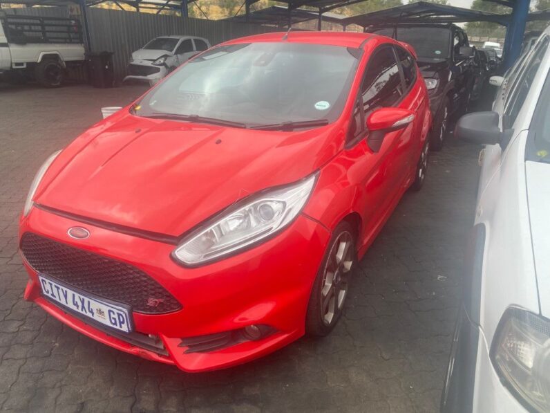 
								2014 FORD FIESTA full									