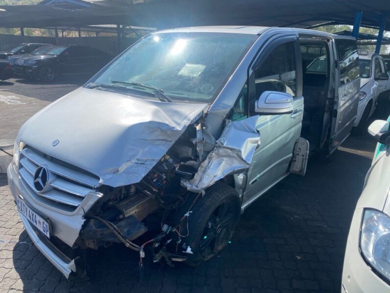 
								2013 MERCEDES BENZ VIANO 3.0CDi full									