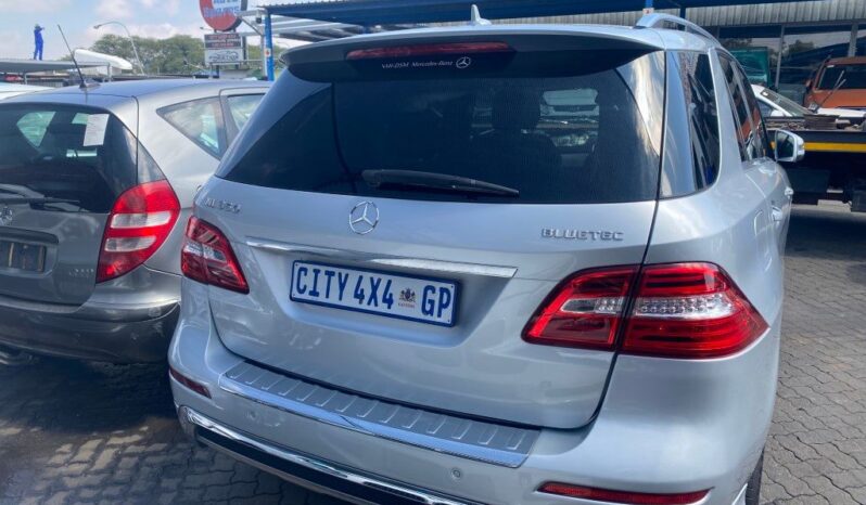 
								2013 MERCEDES BENZ W166 full									