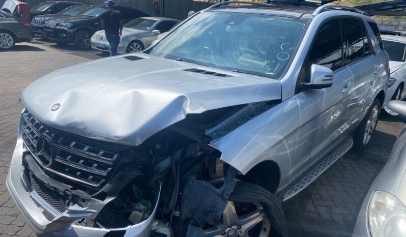 
								2013 MERCEDES BENZ W166 full									