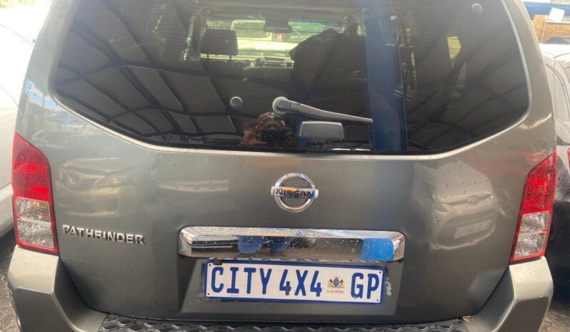 
								2006 NISSAN PATHFINDER 2.5 DCi full									