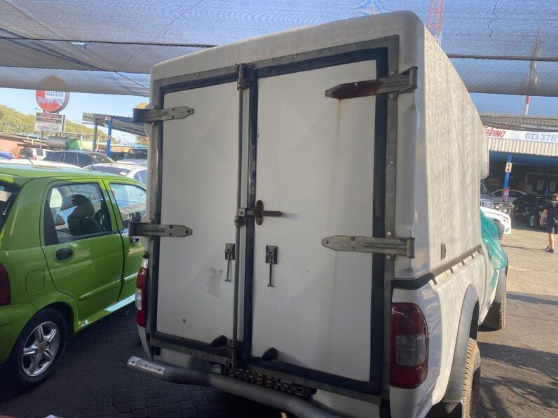 
								2012 ISUZU KB300 D TEQ LE full									
