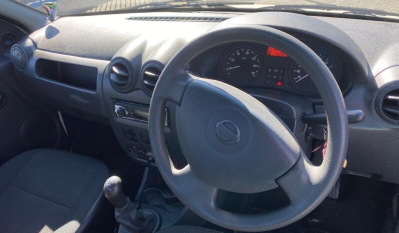 
								2015 NISSAN NP200 full									