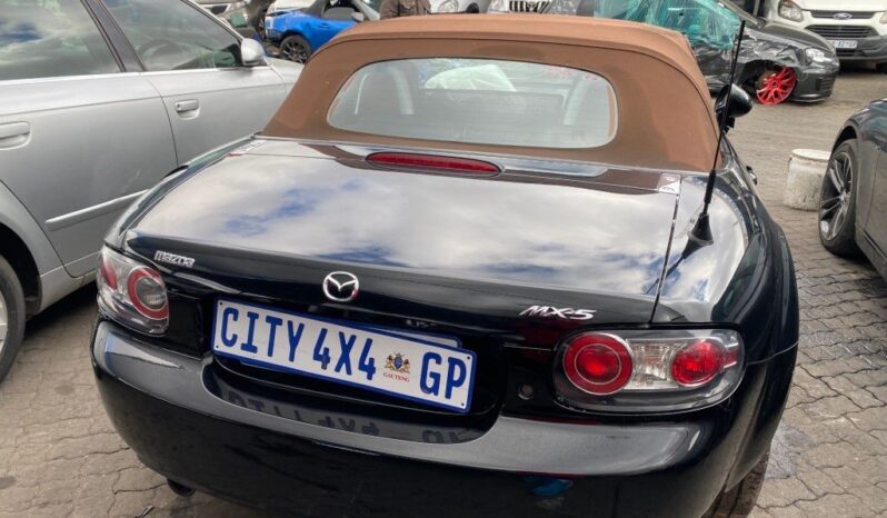 
								2006 MAZDA MX5 2.0 full									