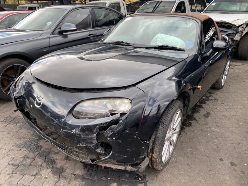 
								2006 MAZDA MX5 2.0 full									
