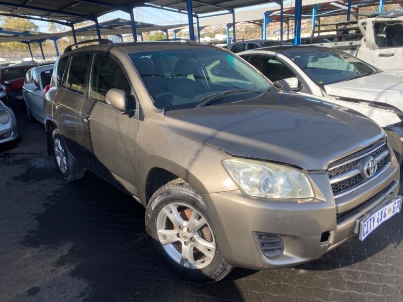 
								2011 TOYOTA RAV4 full									