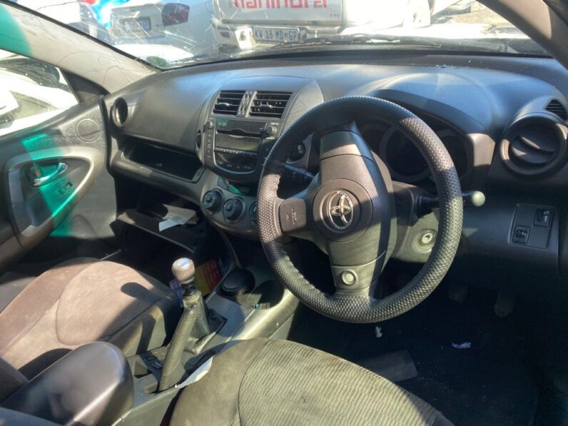
								2011 TOYOTA RAV4 full									