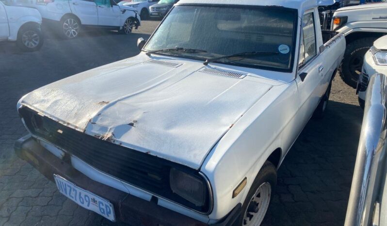 
								2001 NISSAN 1400 full									