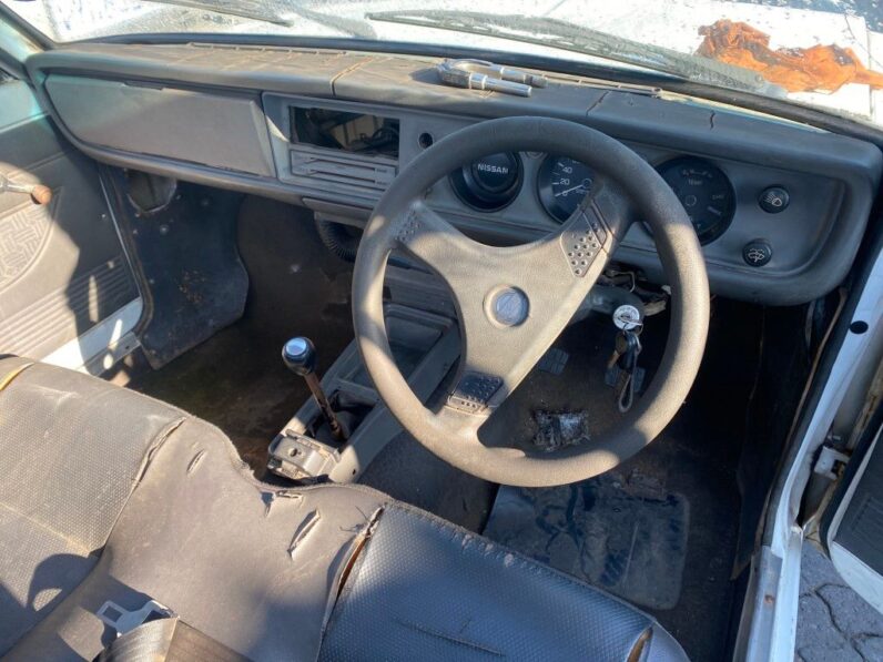 
								2001 NISSAN 1400 full									