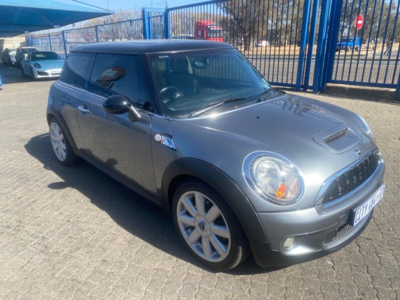 
								2007 MINI MINI full									