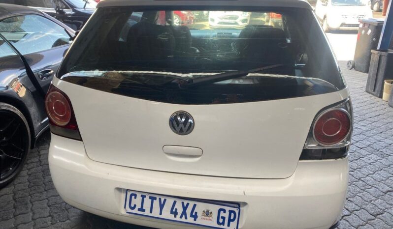 
								2012 VW POLO full									