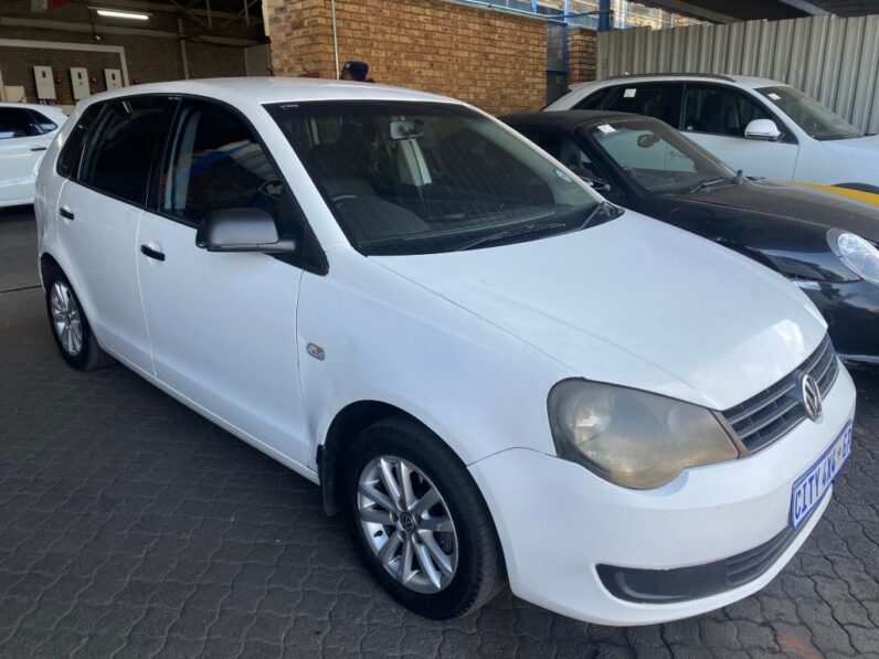 
								2012 VW POLO full									