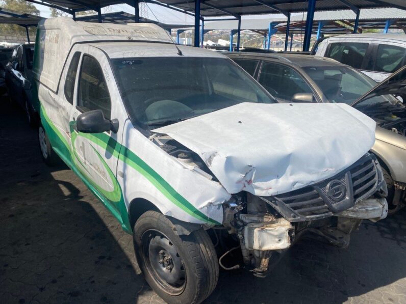 
								2013 NISSAN NP200 1.6 P/U full									