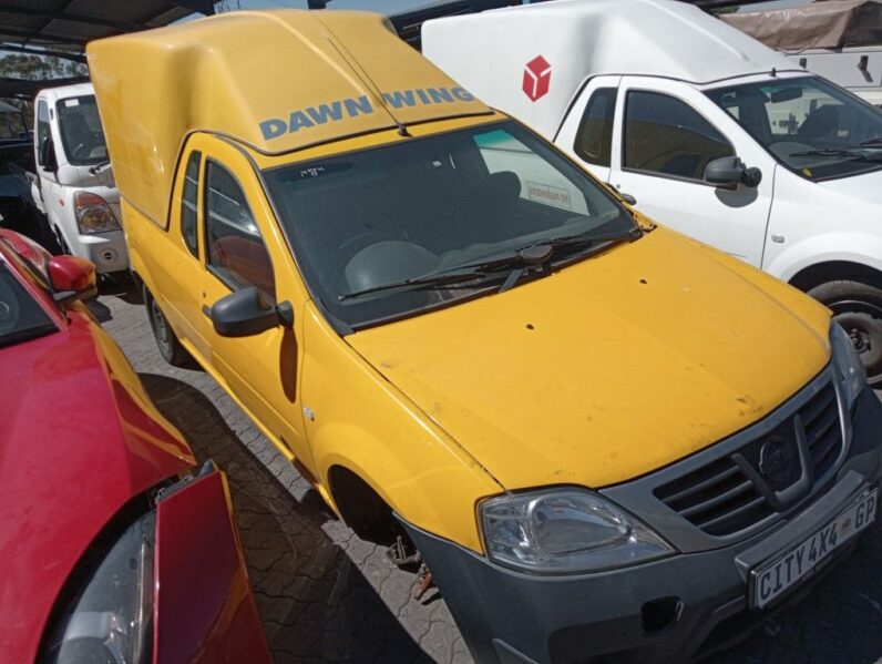 
								2017 NISSAN NP200 DCi full									