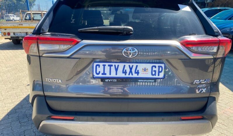
								2019 TOYOTA RAV 4 full									