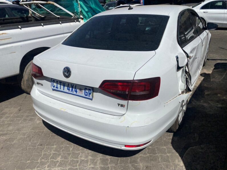 
								2018 VW JETTA 1.4 TSI COMFORTLIN full									