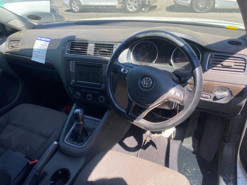 
								2018 VW JETTA 1.4 TSI COMFORTLIN full									