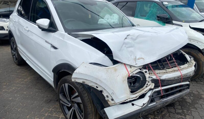 
								2021 VW T CROSS 1.5 TSi full									