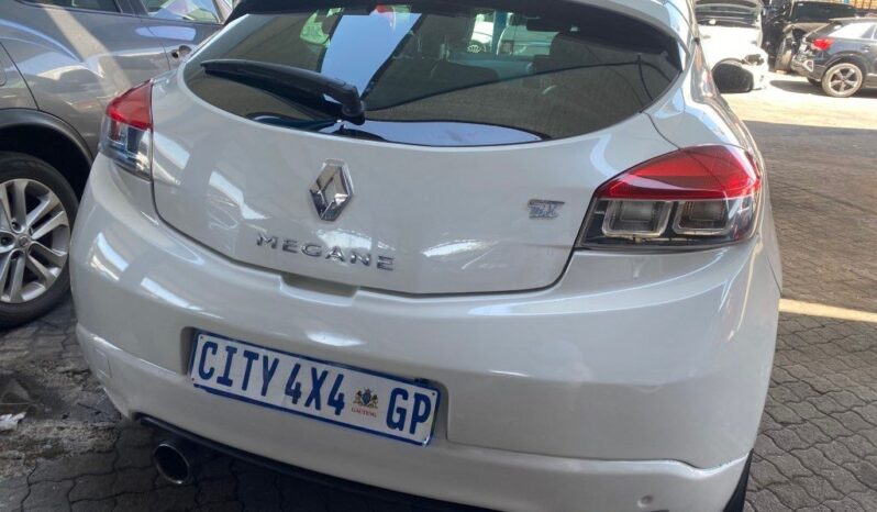 
								2015 RENAULT MEGANE full									