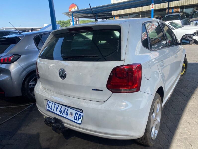 
								2012 VW POLO full									