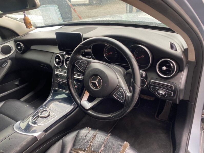 
								2016 MERCEDES BENZ C180 full									