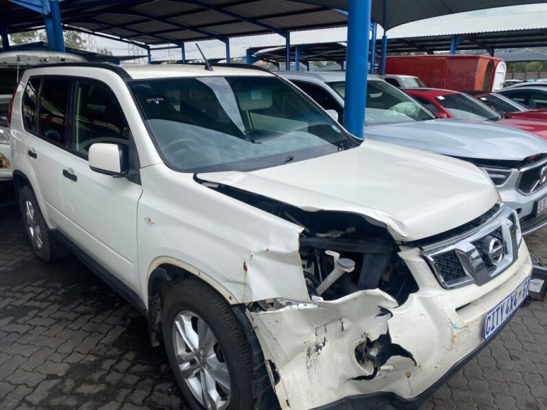 
								2014 NISSAN X-TRAIL 2.0 DCi full									