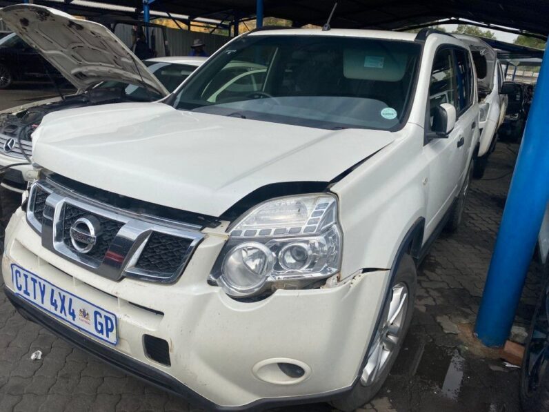 
								2014 NISSAN X-TRAIL 2.0 DCi full									
