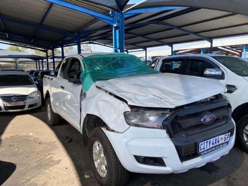 
								2022 FORD RANGER 2.2 TDCi full									