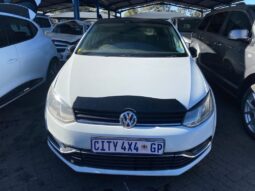2017 VW POLO
