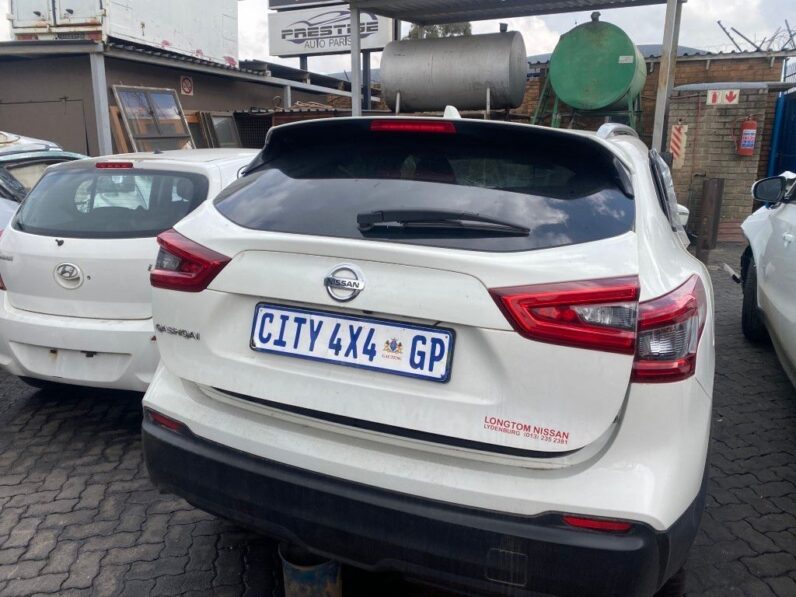 
								2020 NISSAN QASHQAI full									