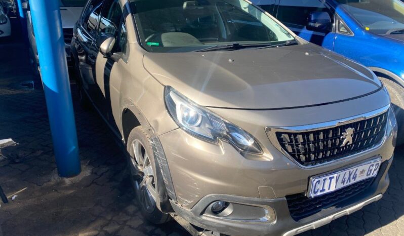 
								2018 PEUGEOT 2008 1.2T PURETECH full									