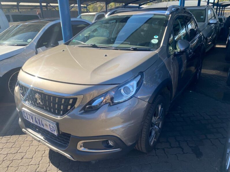 
								2018 PEUGEOT 2008 1.2T PURETECH full									
