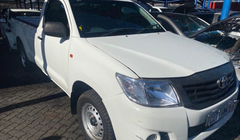 
								2015 TOYOTA HILUX 2.0 VVTI S/C full									