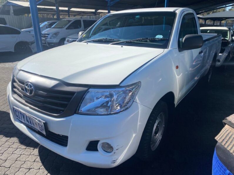 
								2015 TOYOTA HILUX 2.0 VVTI S/C full									