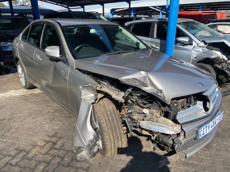 
								2008 MERCEDES BENZ C220 CDI full									