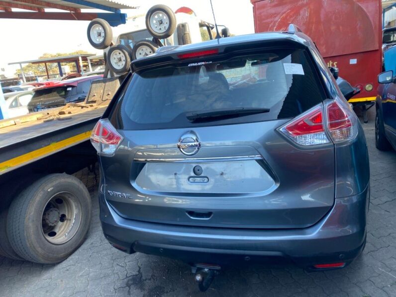 
								2016 NISSAN X-TRAIL A/T full									